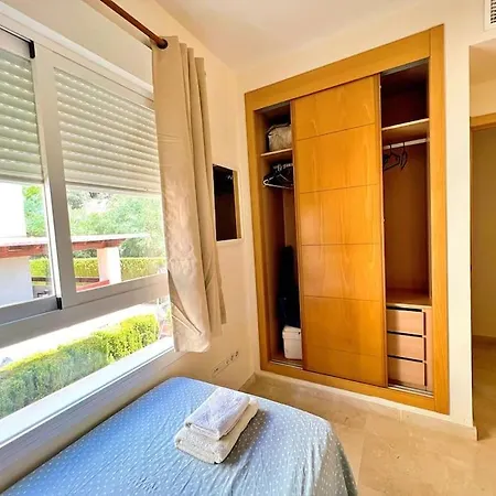 Serene Family Oasis: Poolside Retreat with Convenient Amenities Benalmadena Exterior photo